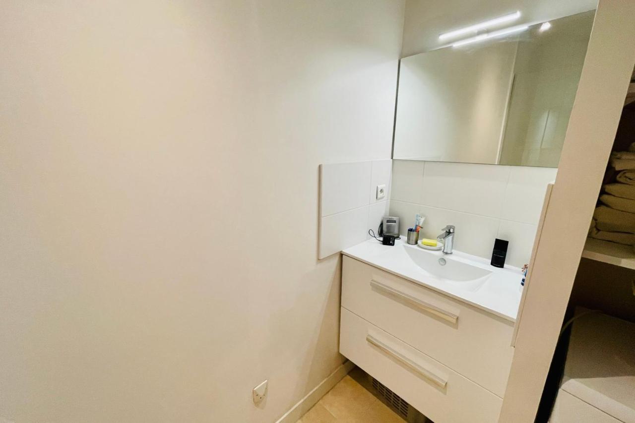 T4 Apartment In The Heart Of Old Bordeaux Close To All Amenities Exteriör bild