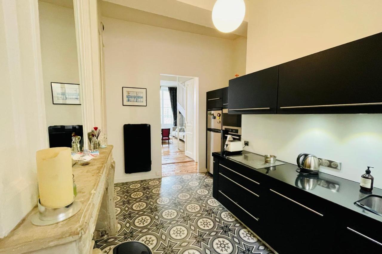 T4 Apartment In The Heart Of Old Bordeaux Close To All Amenities Exteriör bild