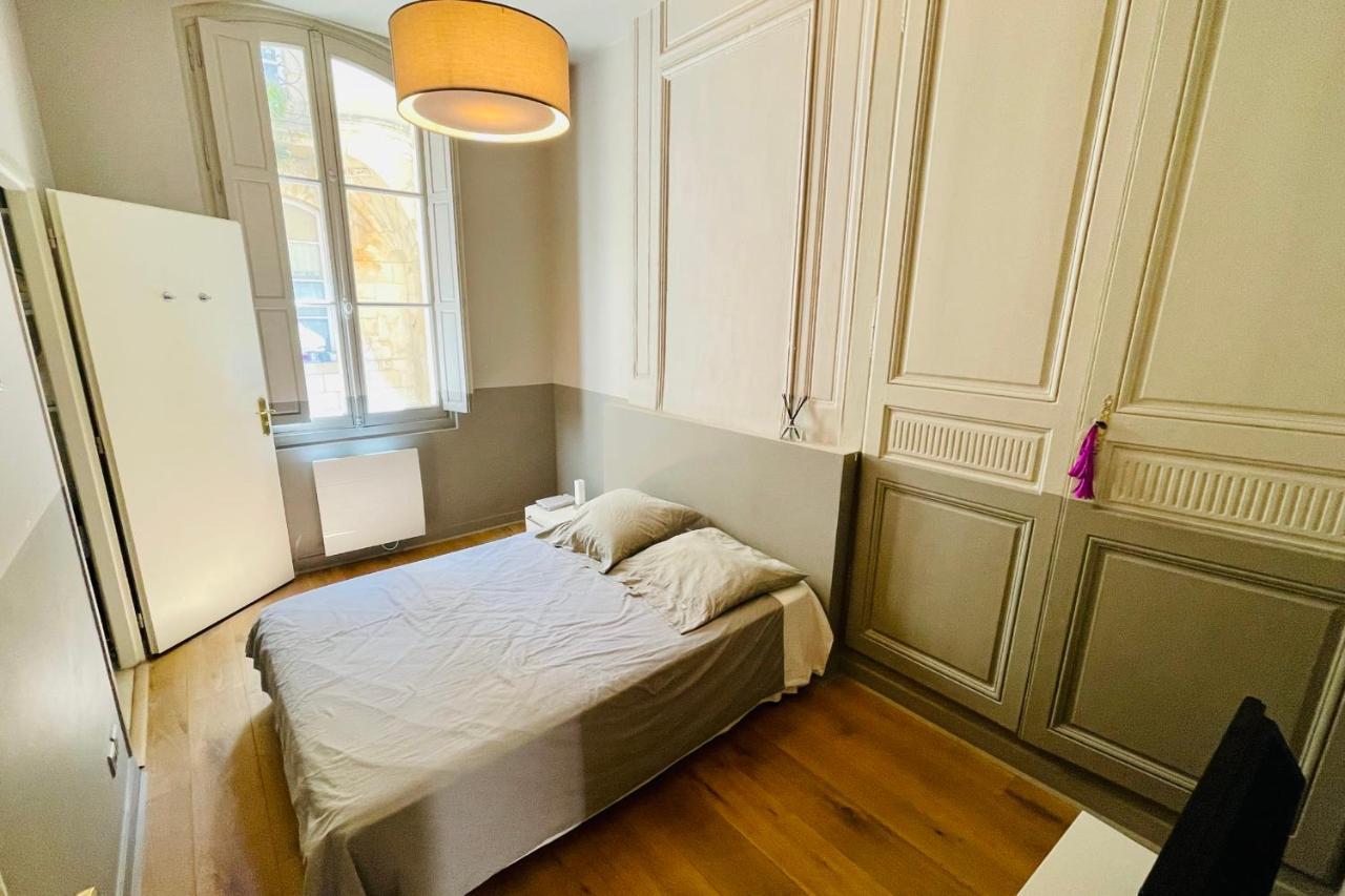 T4 Apartment In The Heart Of Old Bordeaux Close To All Amenities Exteriör bild